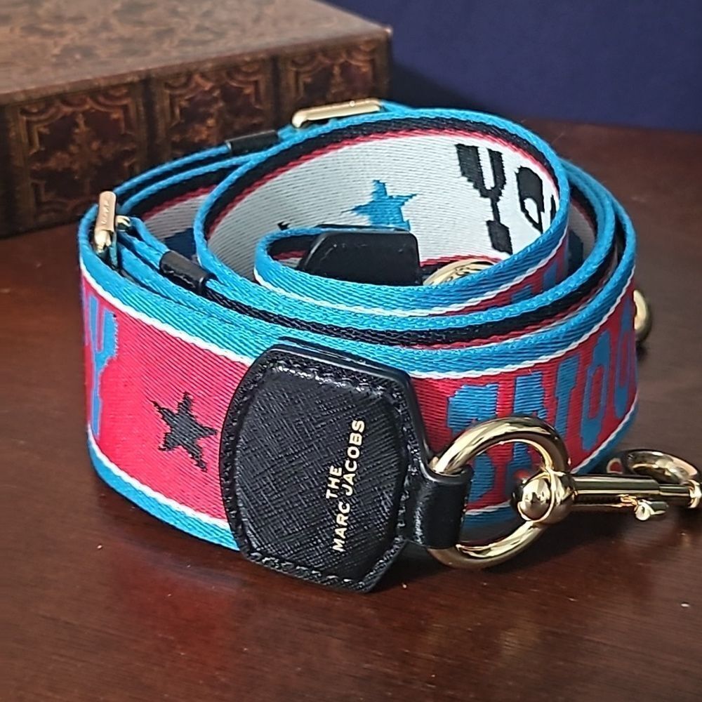 Marc Jacobs Snoopy Strap - Picture 2 of 8